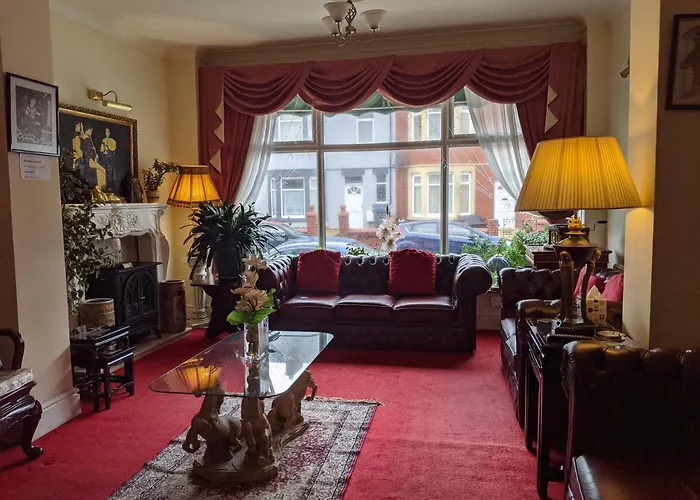 New GuilderoyAirport Hotel